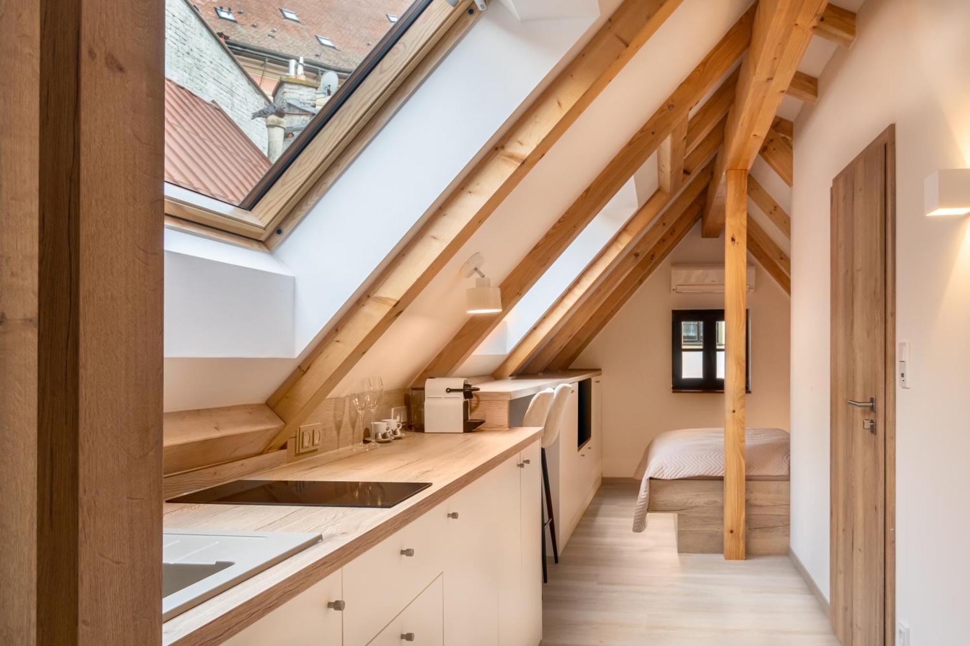 White Wolf Boutique Apartments Olomouc Dış mekan fotoğraf