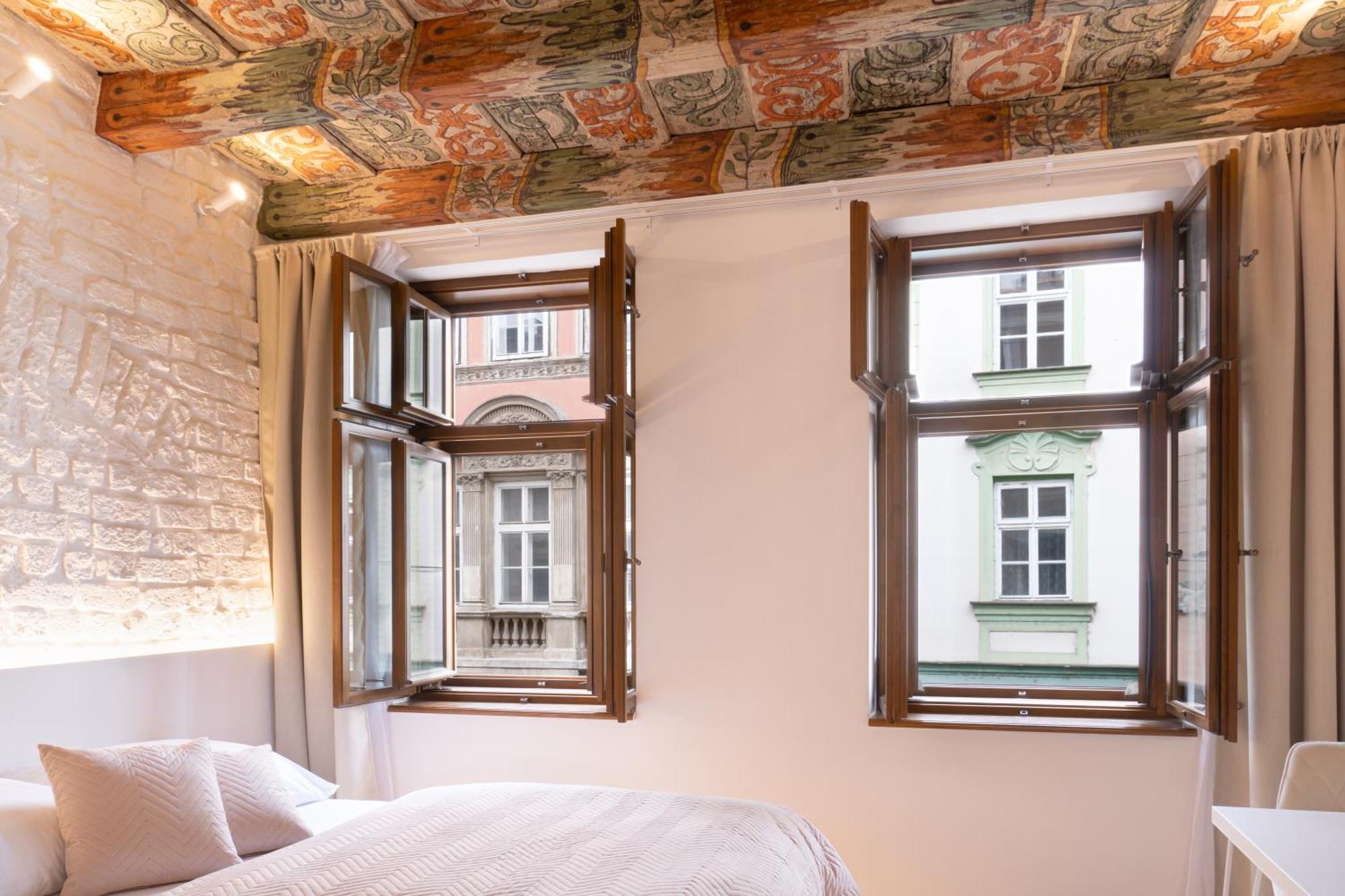 White Wolf Boutique Apartments Olomouc Dış mekan fotoğraf